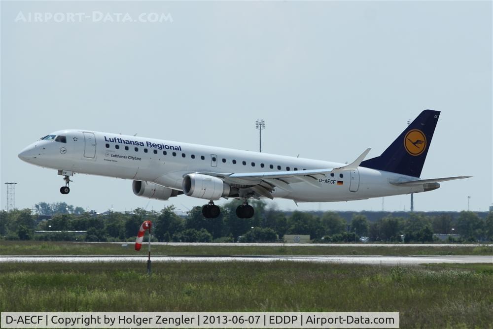 D-AECF, 2010 Embraer 190LR (ERJ-190-100LR) C/N 19000359, FRA noon shuttle is floating down to rwy 08L....