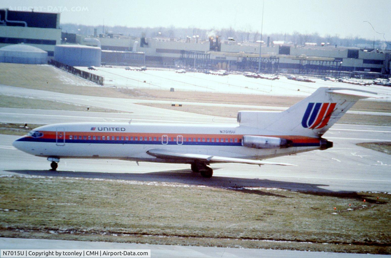 N7015U, 1964 Boeing 727-22 C/N 18307, United Airlines Boeing 727-22 @ Port Columbus (CMH) March 1987