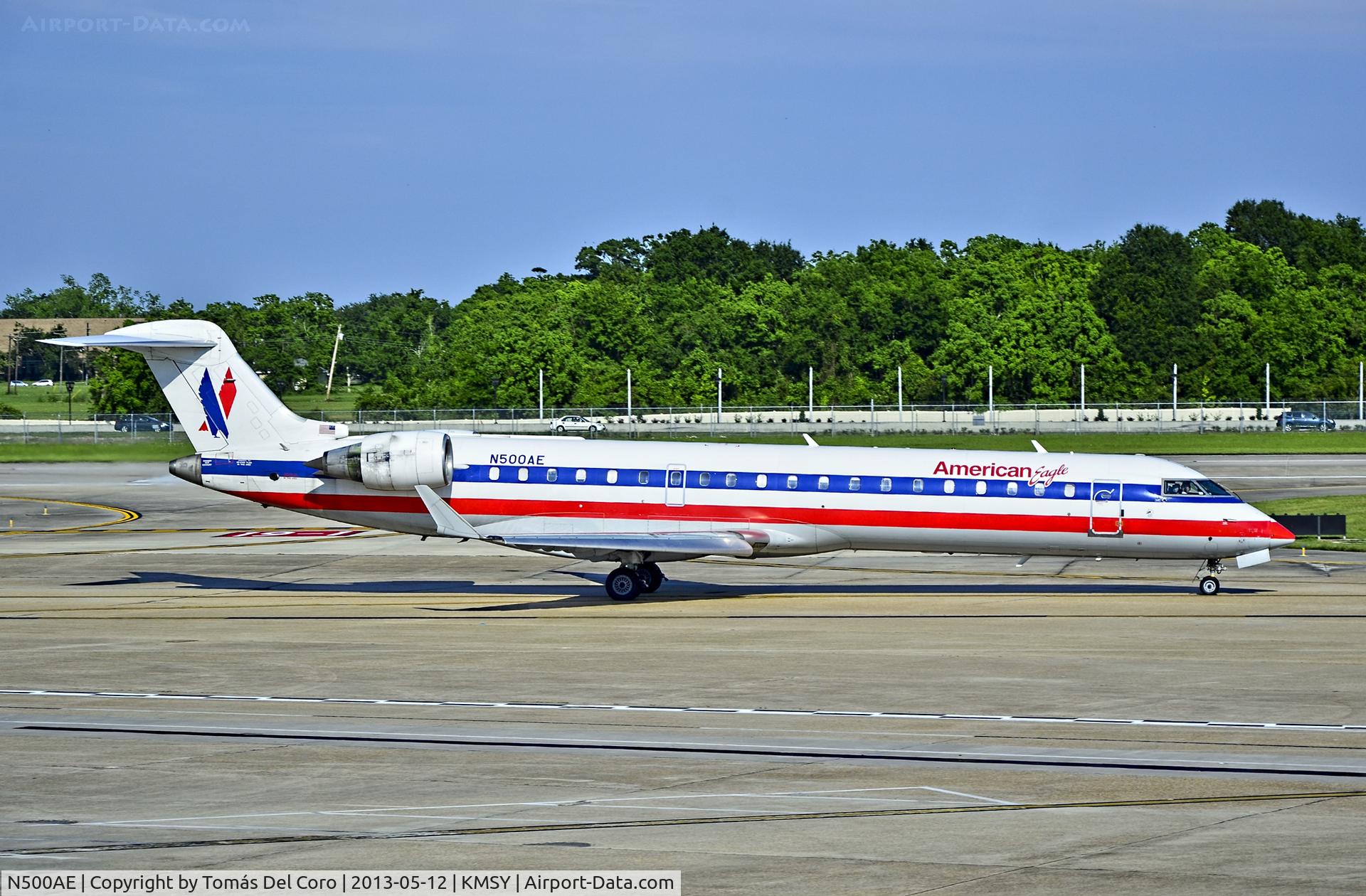 N500AE, 2001 Bombardier CRJ-701 (CL-600-2C10) Regional Jet C/N 10025, N500AE American Eagle Canadair CL-600-2C10 Regional Jet CRJ-701ER C/N 10025

Louis Armstrong New Orleans International Airport (IATA: MSY, ICAO: KMSY, FAA LID: MSY)
TDelCoro
May 12, 2013