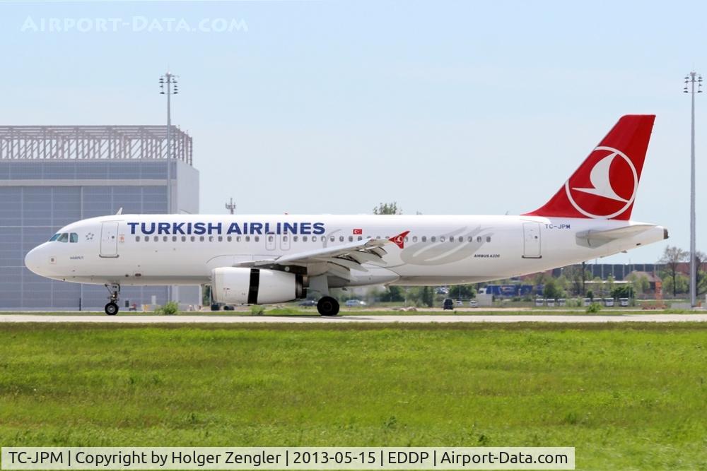 TC-JPM, 2007 Airbus A320-232 C/N 3341, Daily shutte from IST has arrived on rwy 08L....