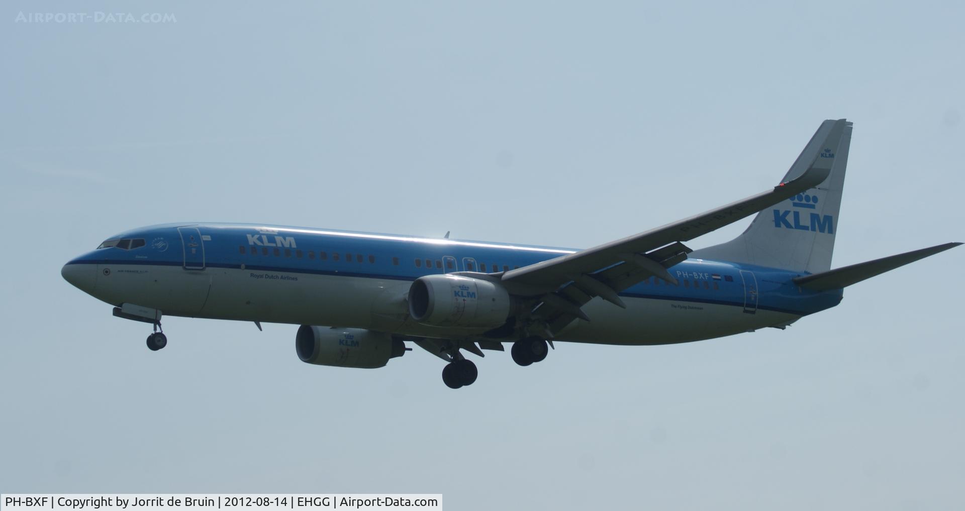 PH-BXF, 2000 Boeing 737-8K2 C/N 29596, It seemed unusual to local spotters to see a KLM aircraft at Eelde, but this one was used to fulfill the jobs of Transavia in the summer of 2012. Now about to land at runway 05.