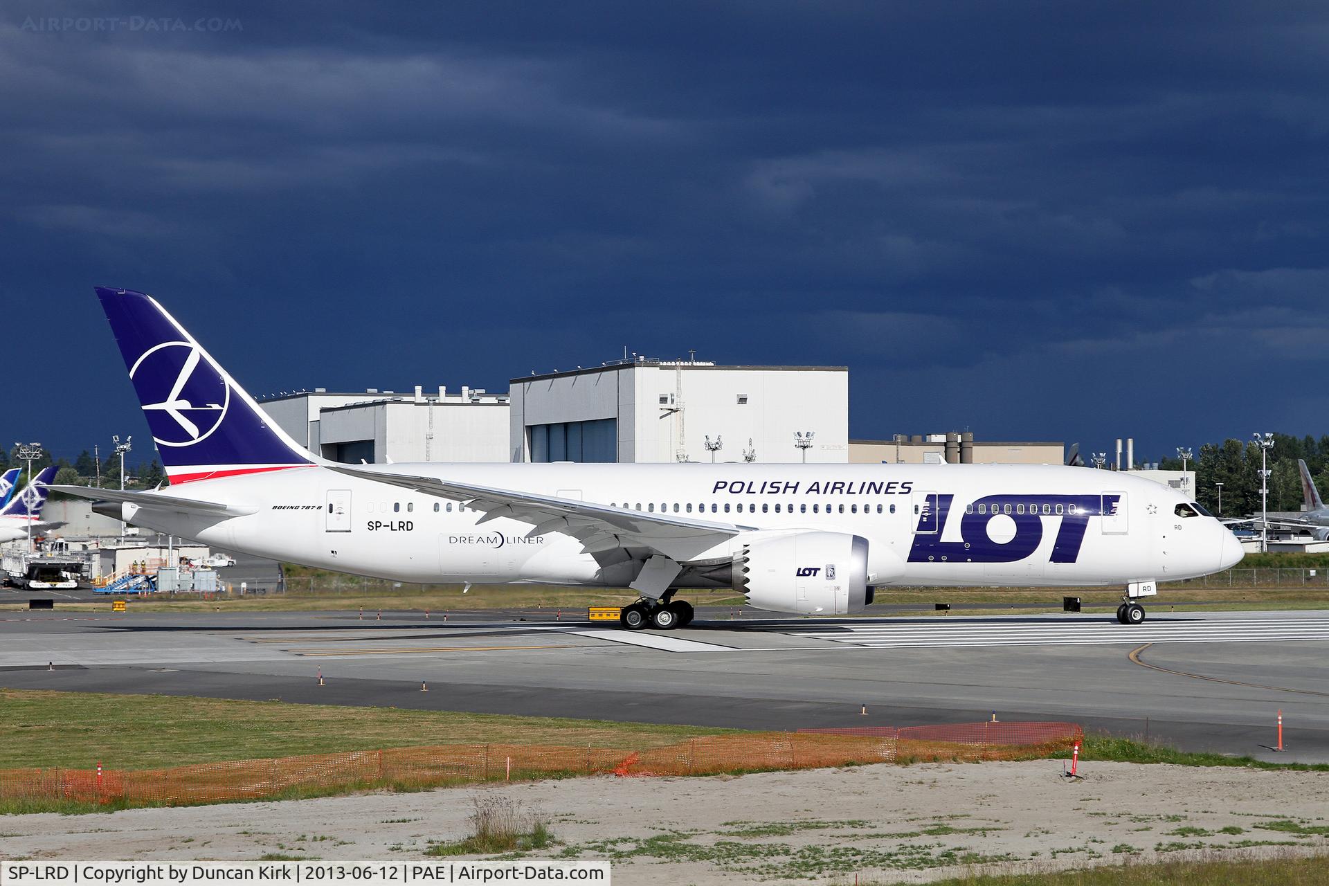SP-LRD, 2013 Boeing 787-8 Dreamliner C/N 35941, Preparing for departure on 16R
