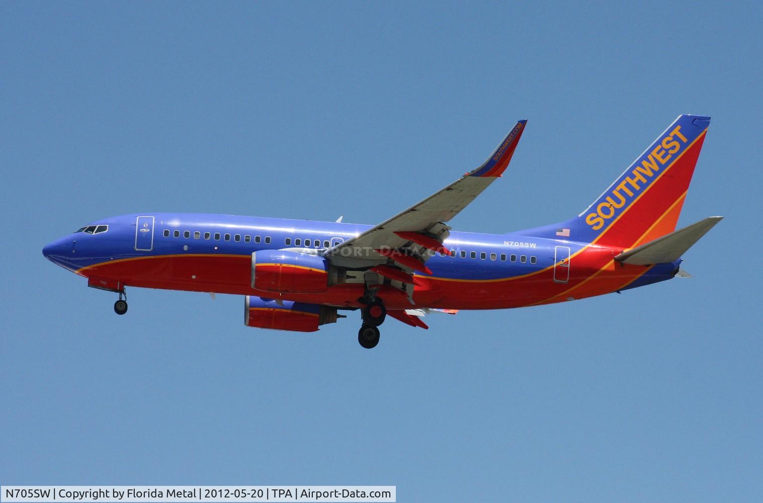 N705SW, 1998 Boeing 737-7H4 C/N 27839, Southwest 737