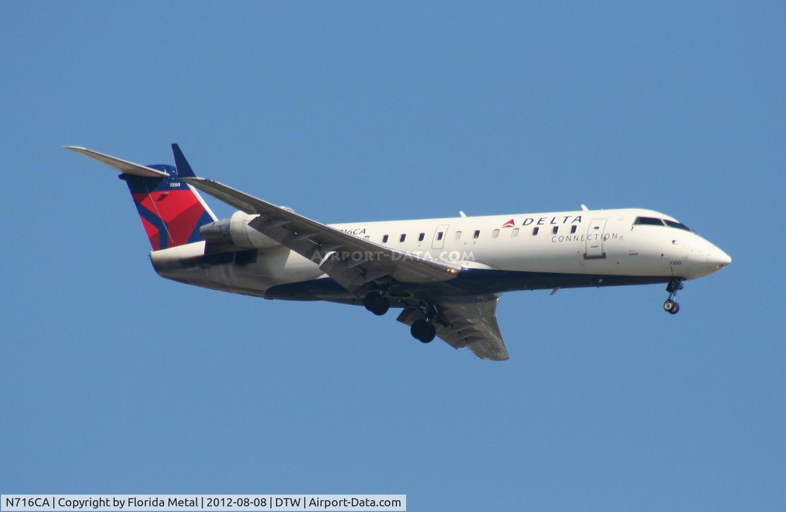 N716CA, 1998 Bombardier CRJ-100ER (CL-600-2B19) C/N 7250, Comair CRJ
