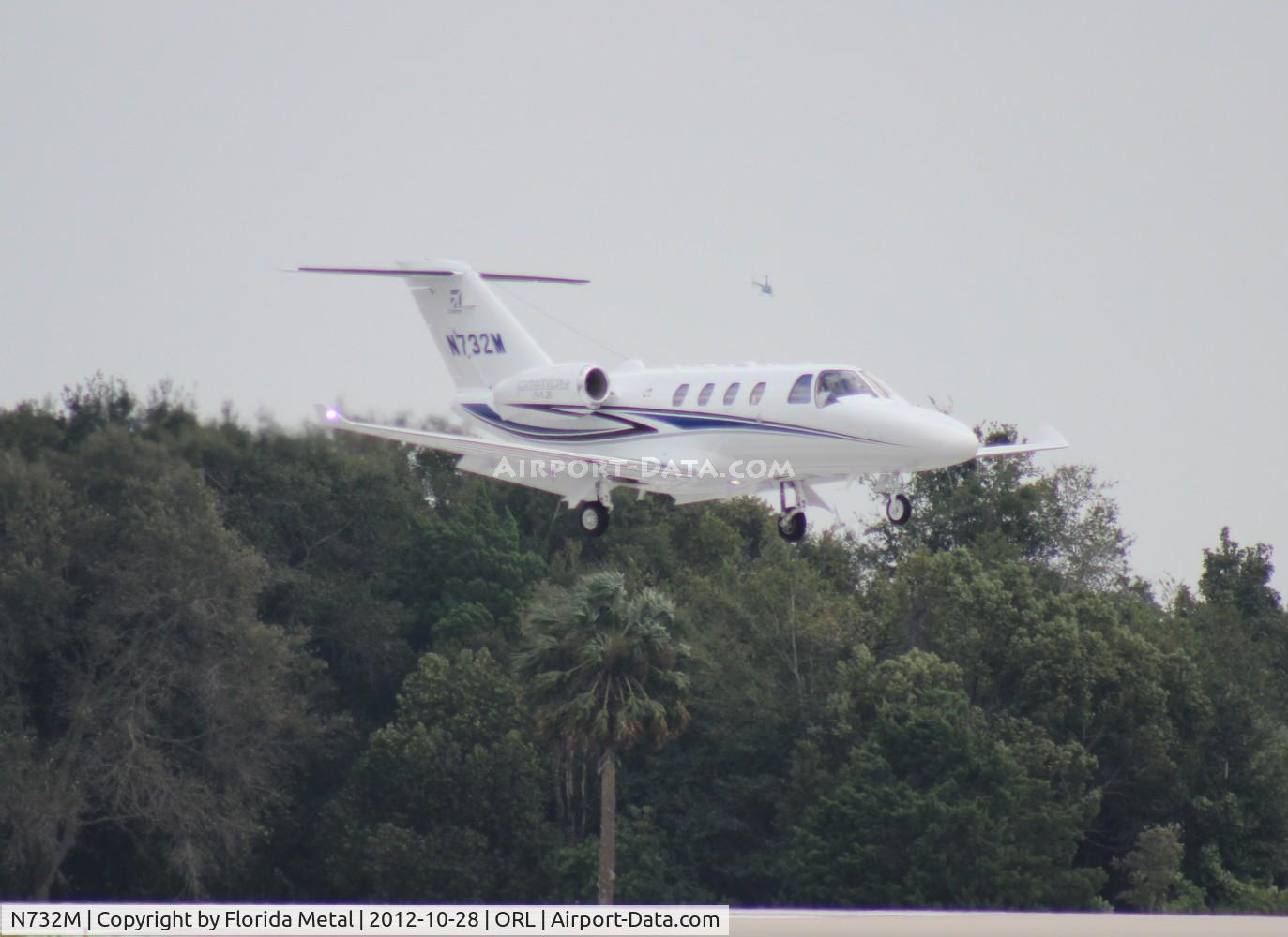 N732M, 2012 Cessna Citation M2 C/N 00001, Citation M2 arriving at NBAA