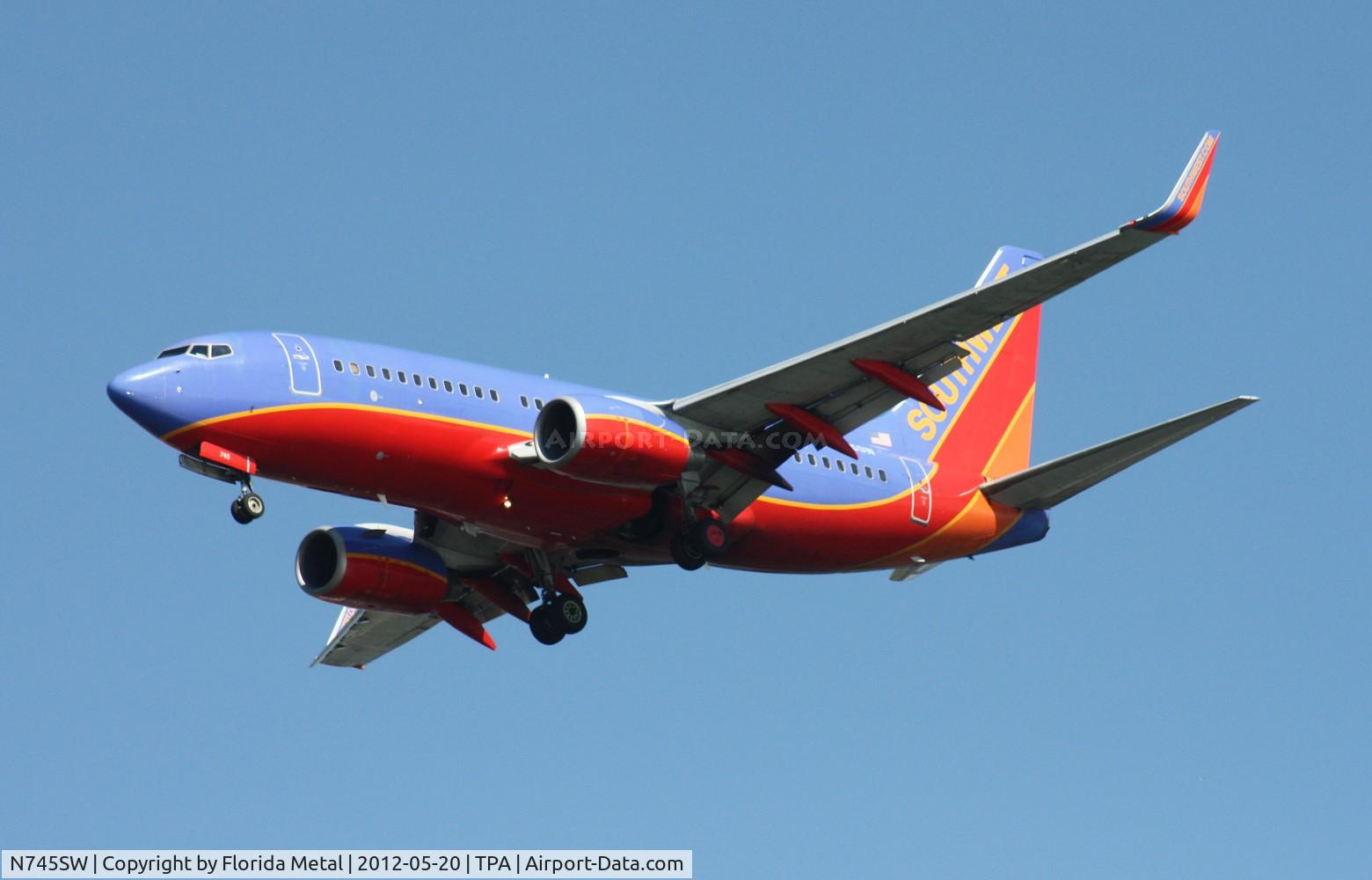 N745SW, 1999 Boeing 737-7H4 C/N 29491, Southwest 737