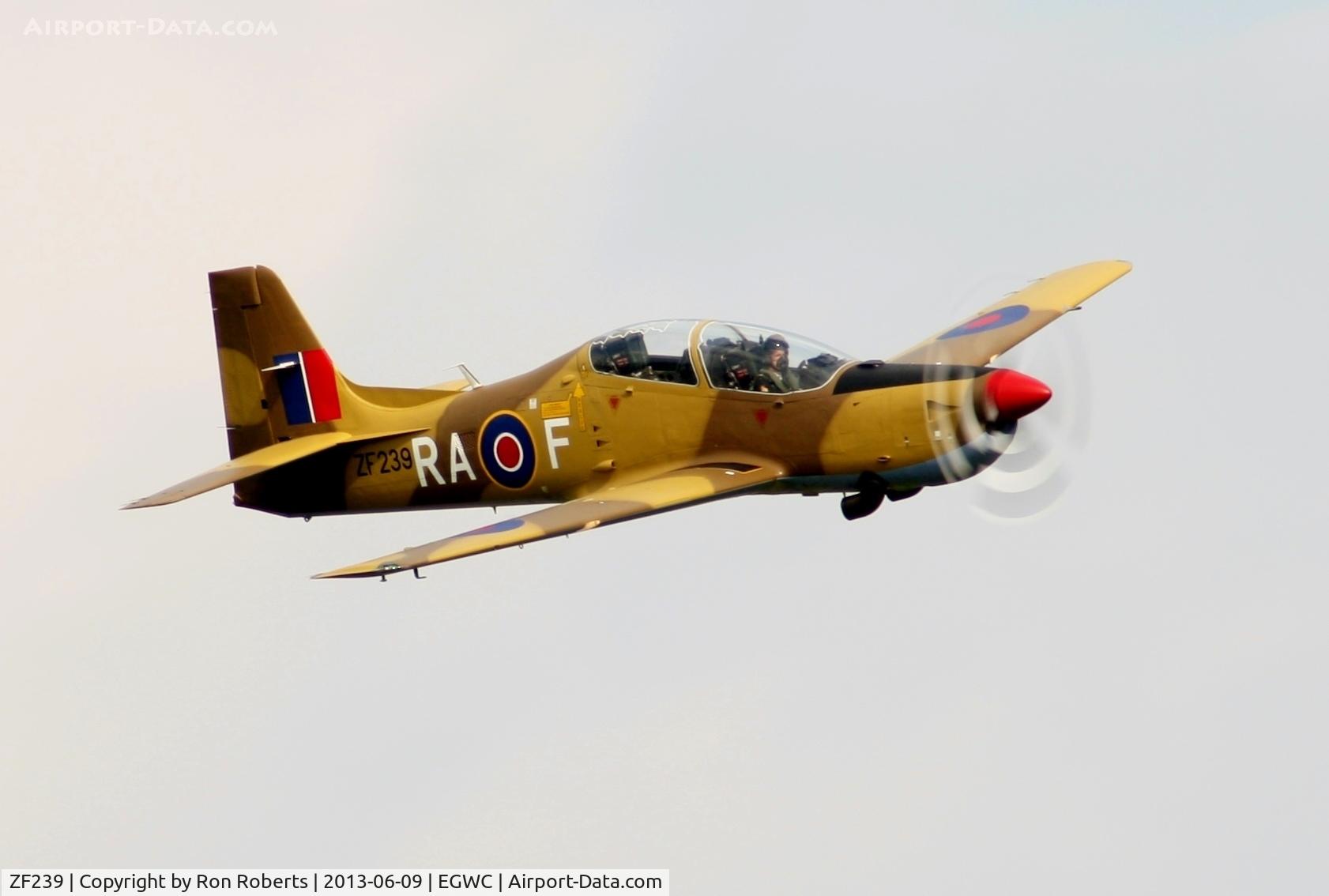 ZF239, 1990 Short S-312 Tucano T1 C/N S041/T39, RAF Cosford Airshow,Short Tucano painted to represent 72 Squadron's Spitfire heritage/North African scheme