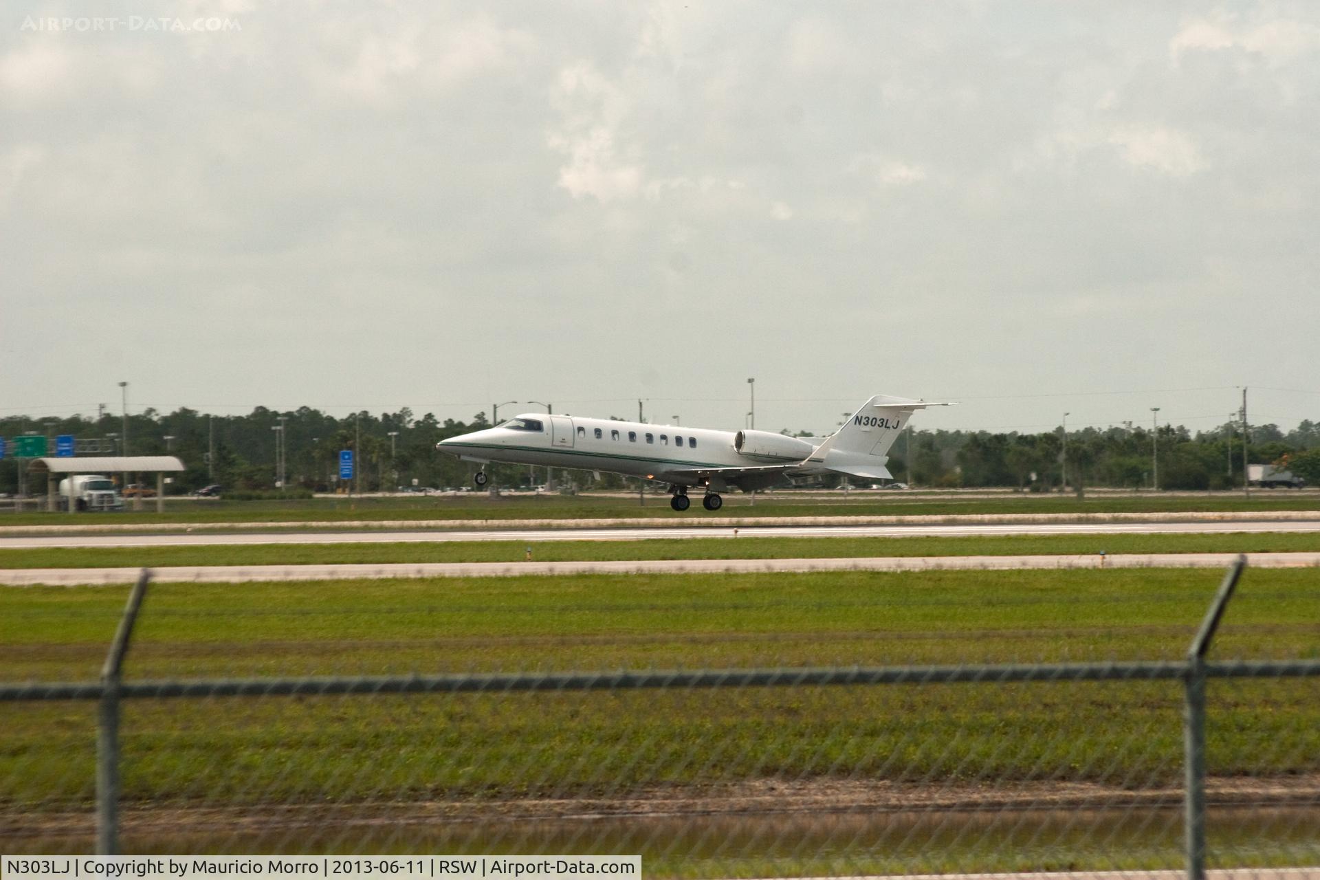 N303LJ, 2006 Learjet 45 C/N 303, Landing RWY 6