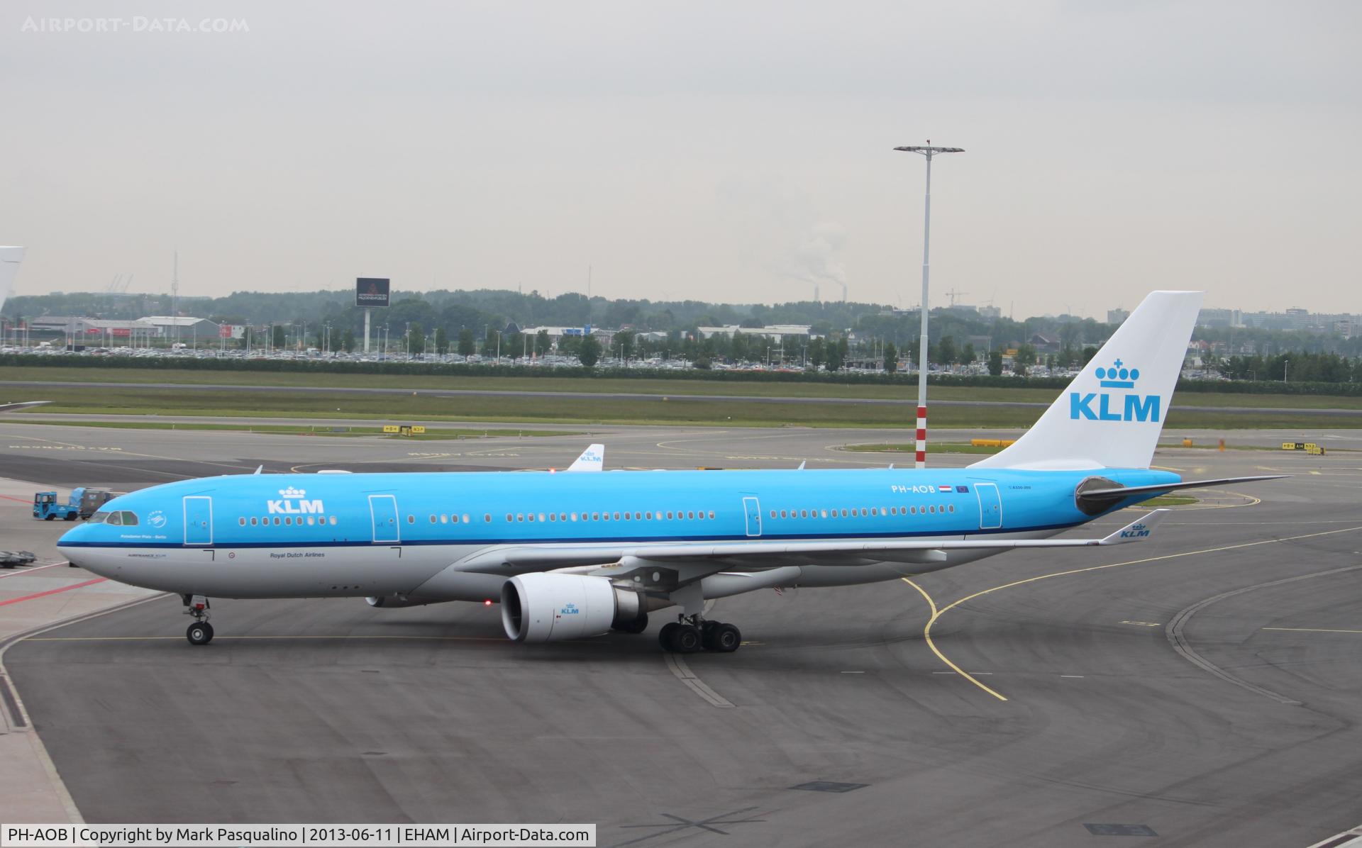 PH-AOB, 2005 Airbus A330-203 C/N 686, Airbus A330-200