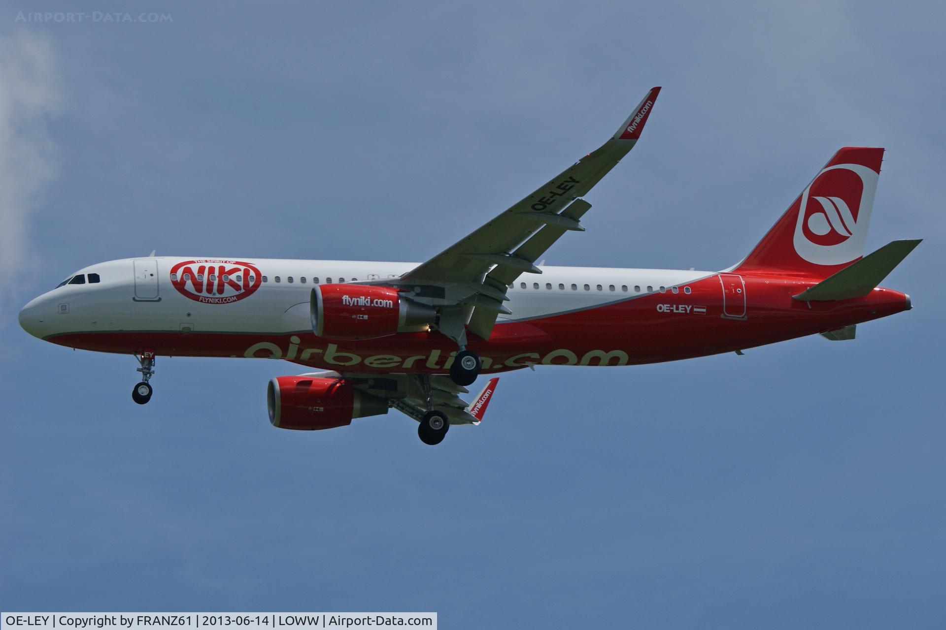 OE-LEY, 2013 Airbus A320-214 C/N 5648, New Plane Air Berlin / Niki