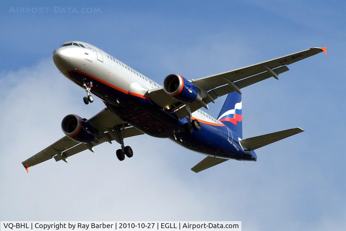 VQ-BHL, 2010 Airbus A320-214 C/N 4453, Airbus A320-214 [4453] (Aeroflot Russian Airlines) Home~G 27/10/2010. On approach 27R.
