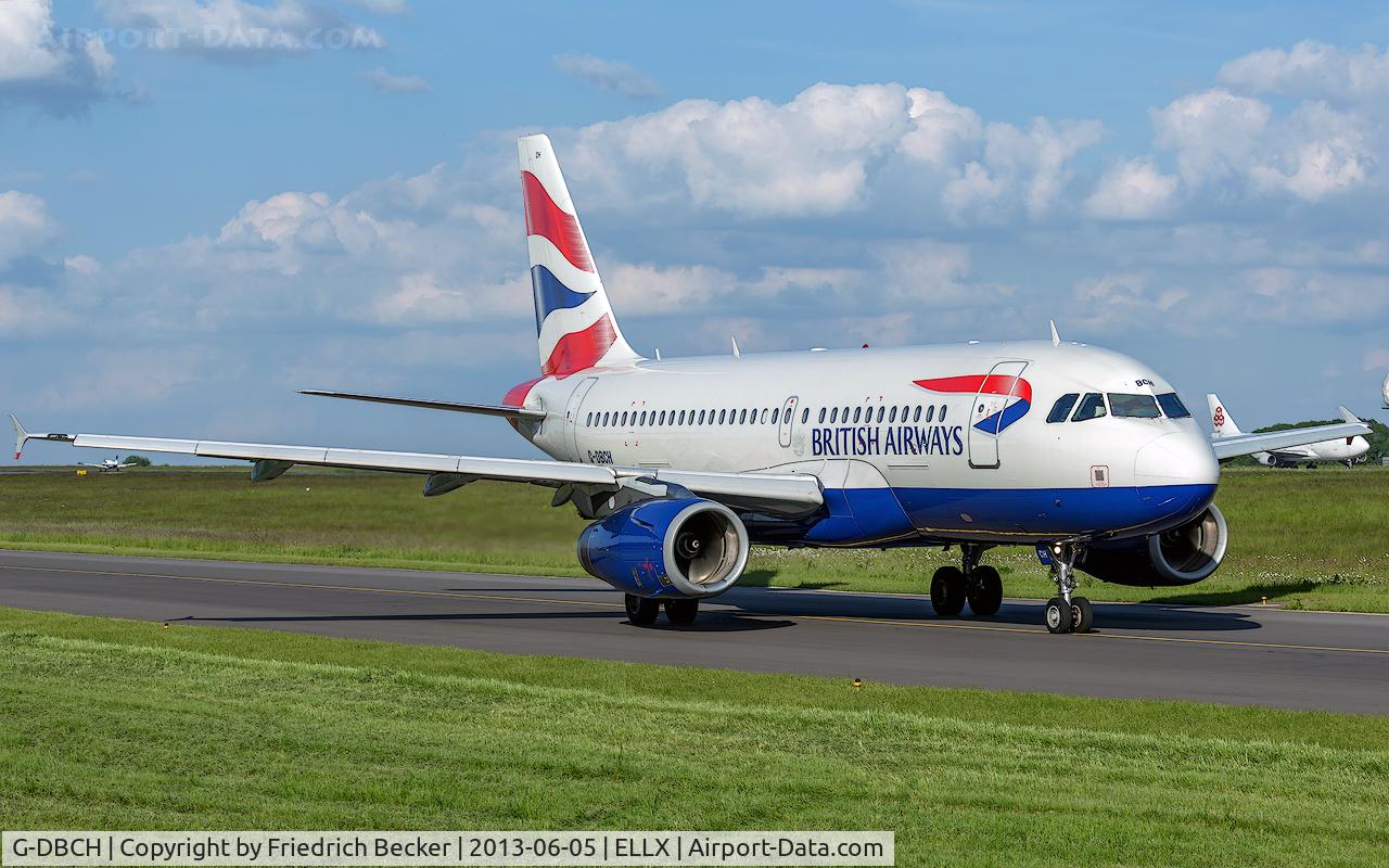 G-DBCH, 2006 Airbus A319-131 C/N 2697, taxying to the active