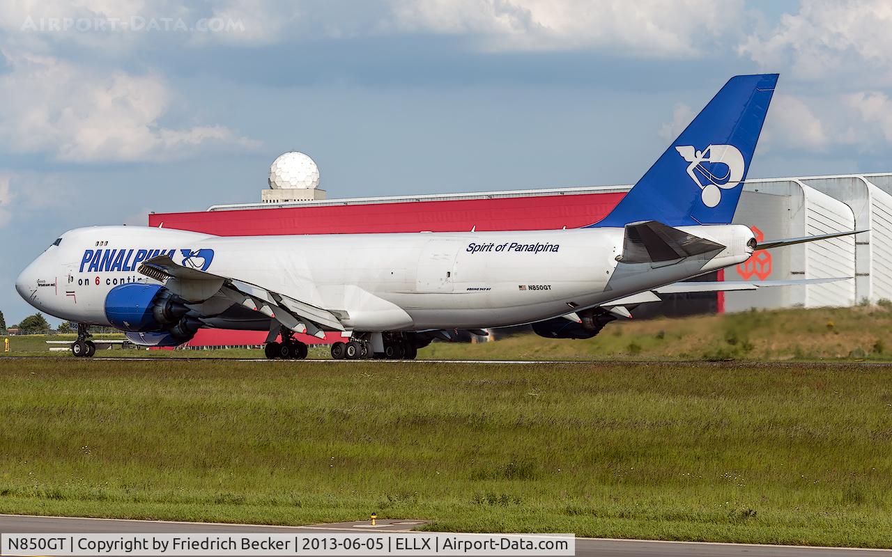 N850GT, 2012 Boeing 747-87UF/SCD C/N 37570, departure via RW06
