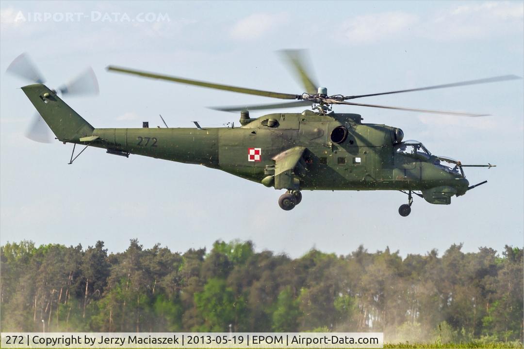 272, Mil Mi-24D Hind D C/N 340272, Mi-24D Hind D