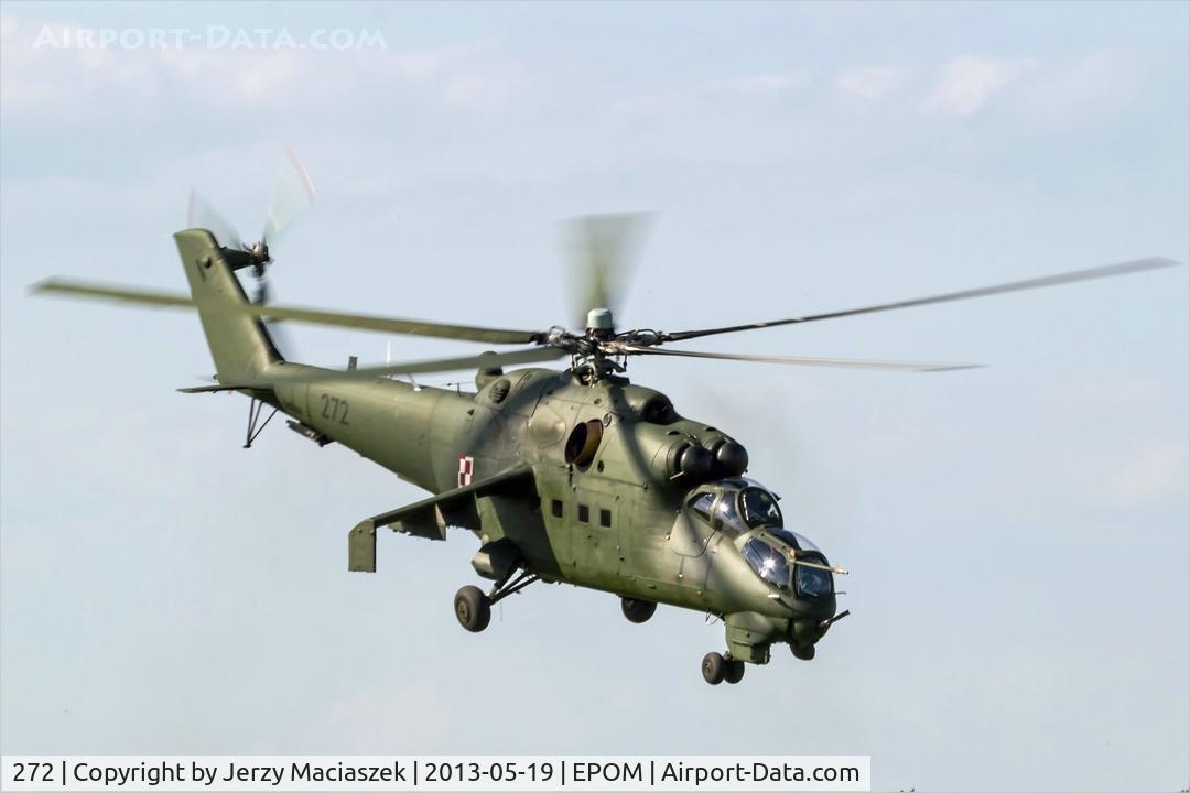272, Mil Mi-24D Hind D C/N 340272, Mi-24D Hind D