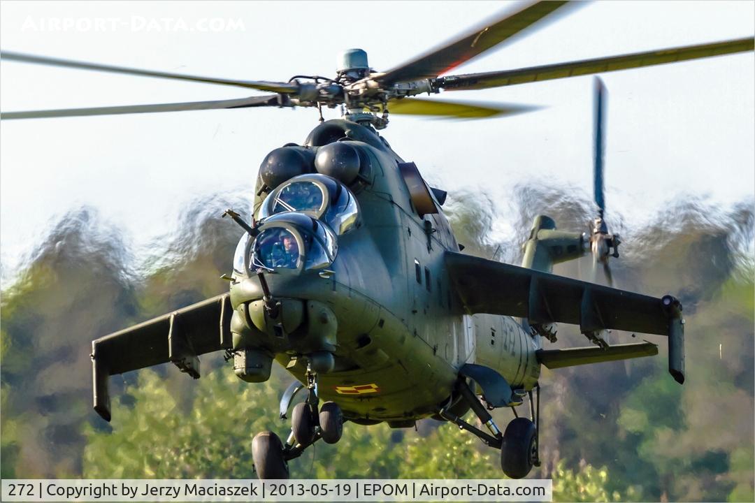 272, Mil Mi-24D Hind D C/N 340272, Mi-24D Hind D