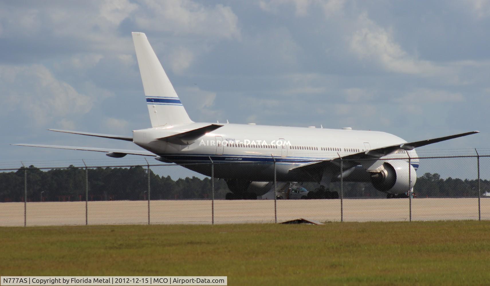 N777AS, 2003 Boeing 777-24Q C/N 29271, Private 777