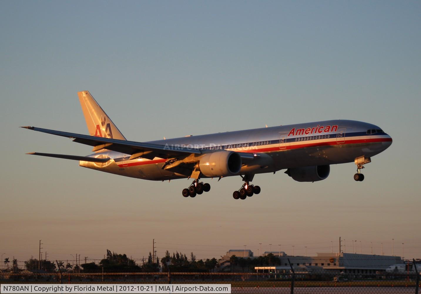 N780AN, 1999 Boeing 777-223 C/N 29956, American 777