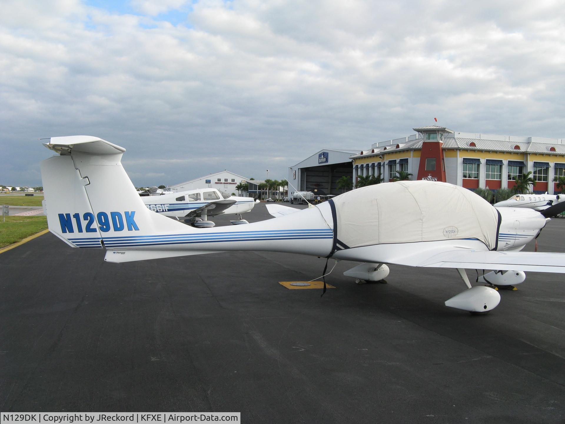 N129DK, 2004 Diamond DA-40 Diamond Star C/N 40.454, On ramp at Banyan FBO