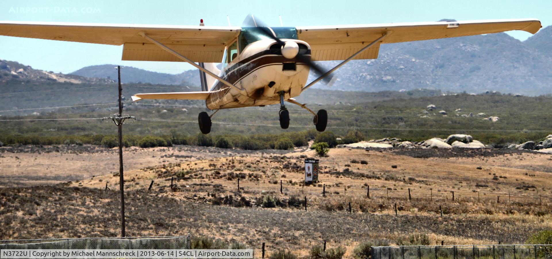 N3722U, 1963 Cessna 182G Skylane C/N 18255122, Low very Low