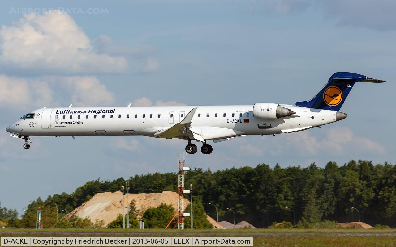 D-ACKL, 2006 Bombardier CRJ-900LR (CL-600-2D24) C/N 15095, short final RW06