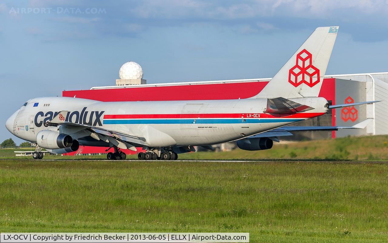 LX-OCV, 1999 Boeing 747-4R7F/SCD C/N 29731, departure via RW06