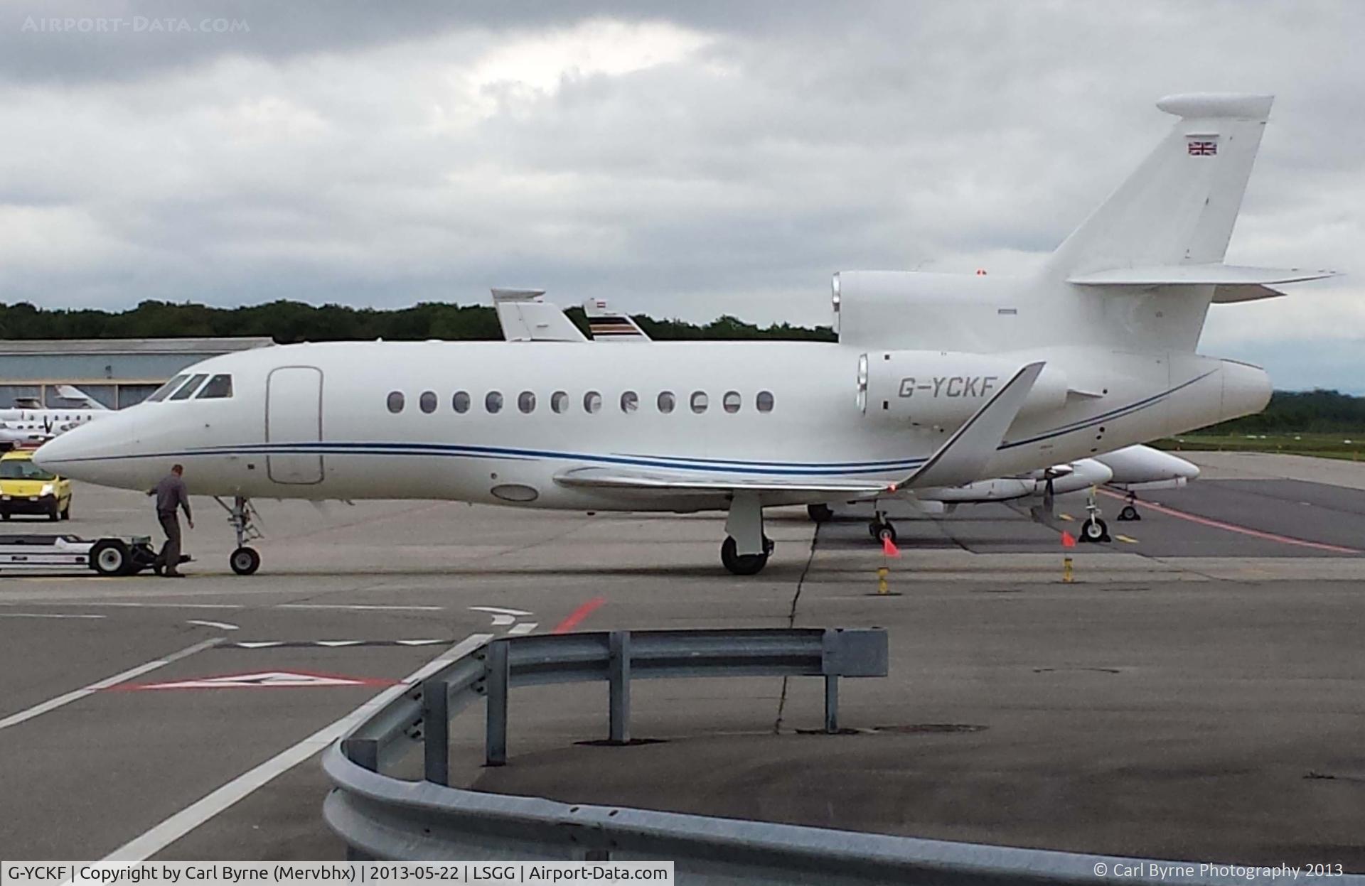 G-YCKF, 2011 Dassault Falcon 900LX C/N 256, Taken from the Aerobistro.