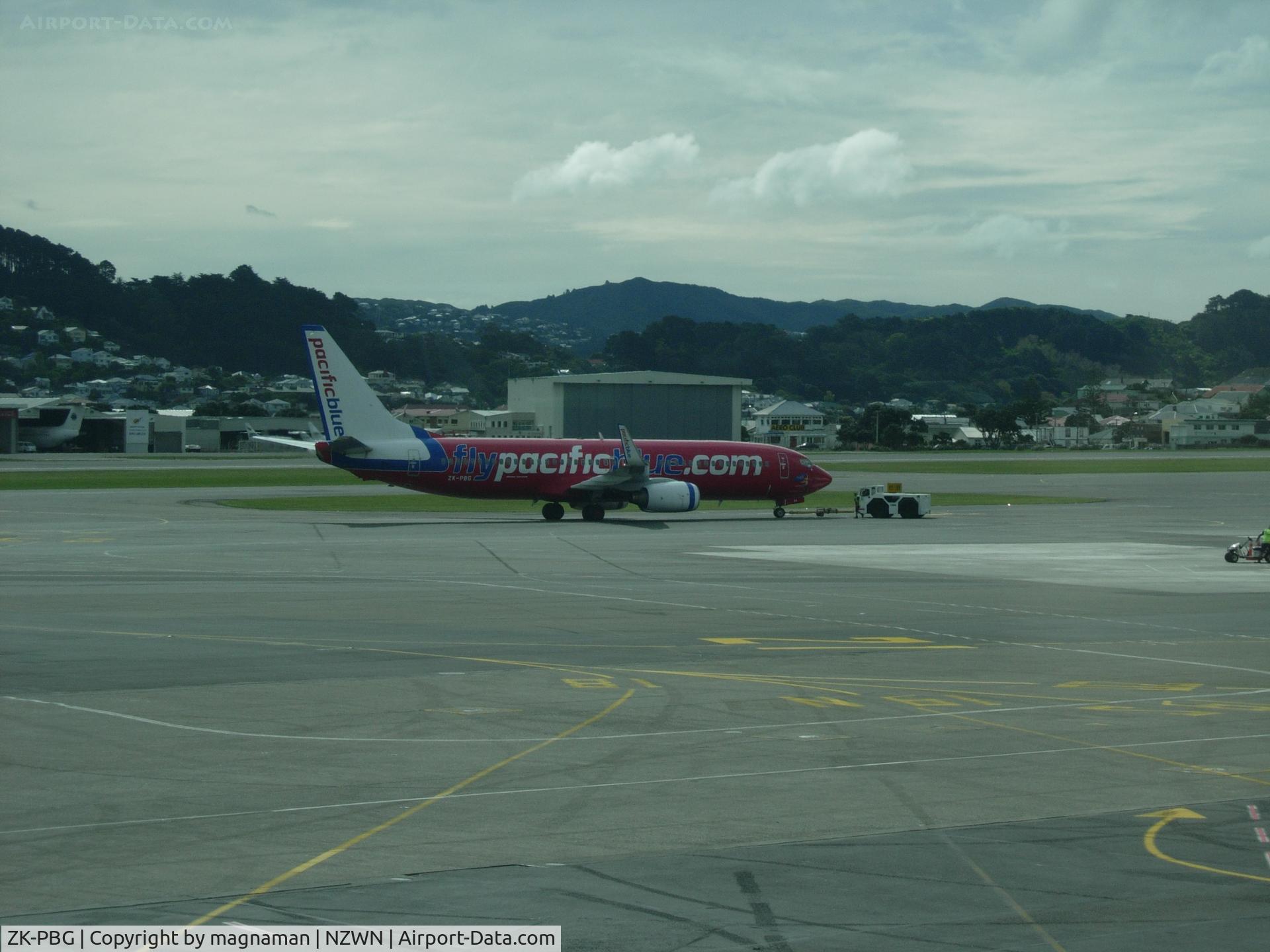 ZK-PBG, 2004 Boeing 737-8FE C/N 34015, Just arrived - i think from samoa.