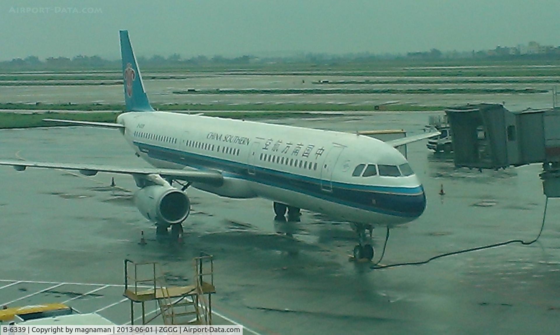 B-6339, 2008 Airbus A321-231 C/N 3507, On stand 108 - dirty window and from videocamera.