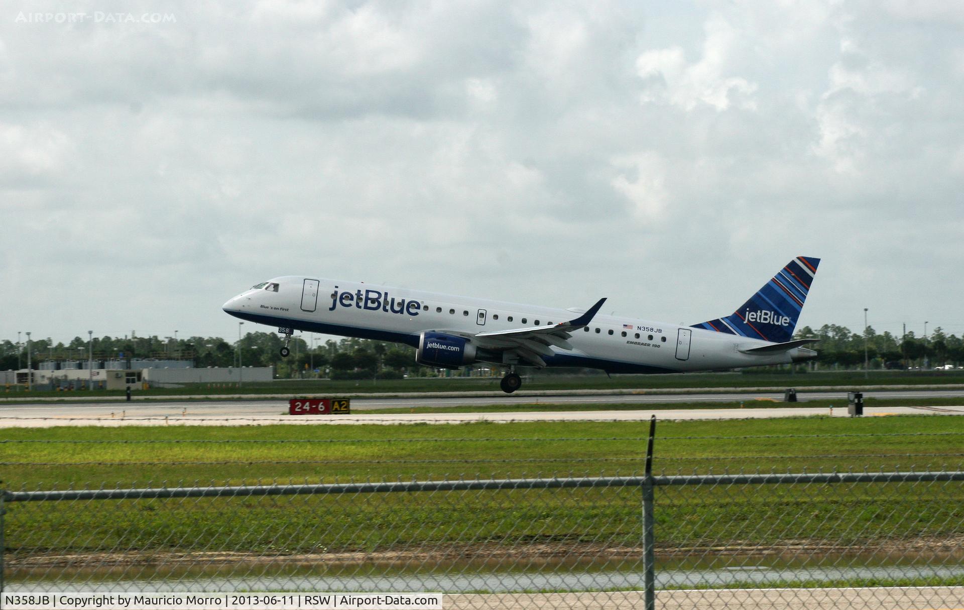 N358JB, 2013 Embraer 190AR (ERJ-190-100IGW) C/N 19000618, Landing RWY 6