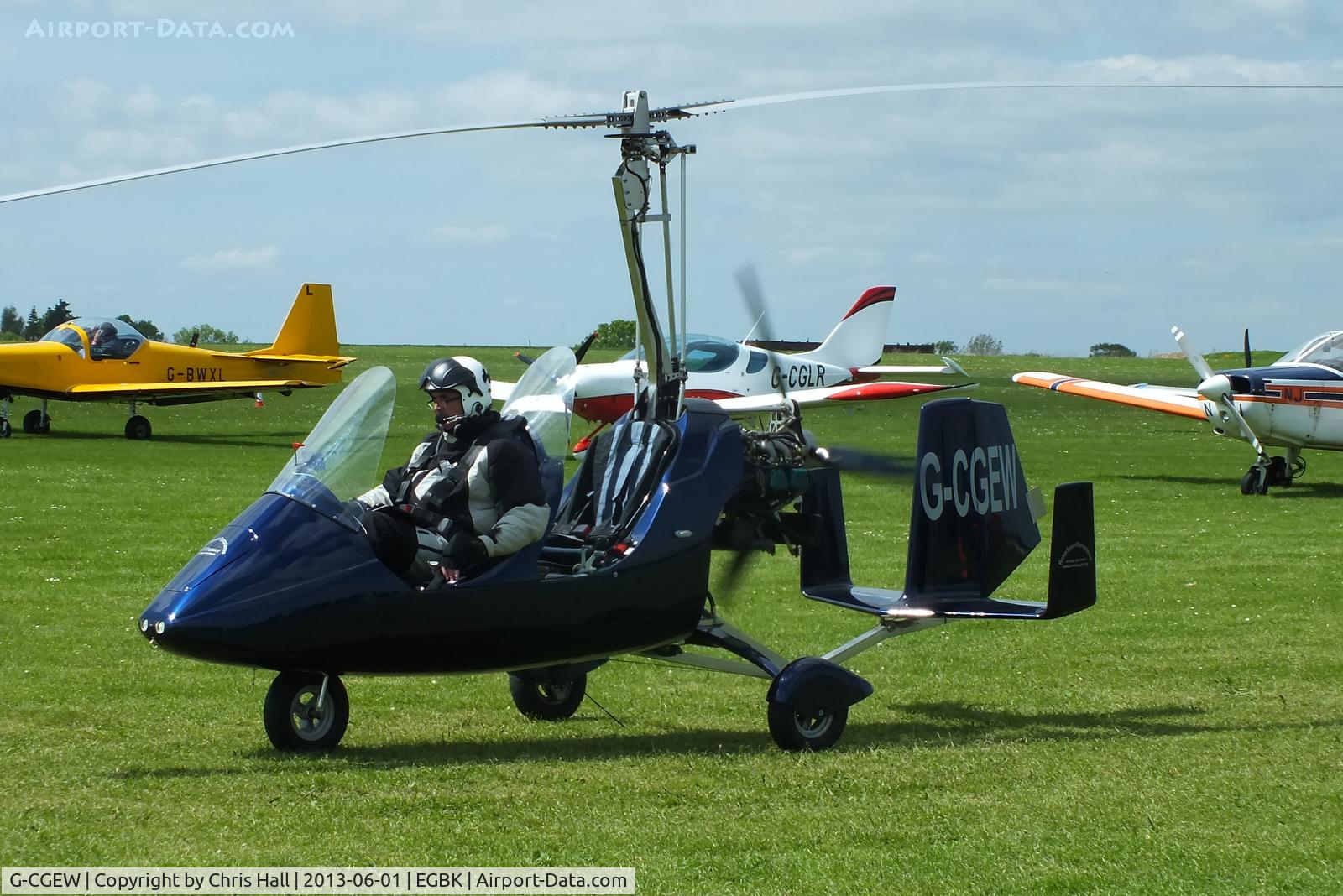 G-CGEW, 2009 Rotorsport UK MTOsport C/N RSUK/MTOS/008, at AeroExpo 2013