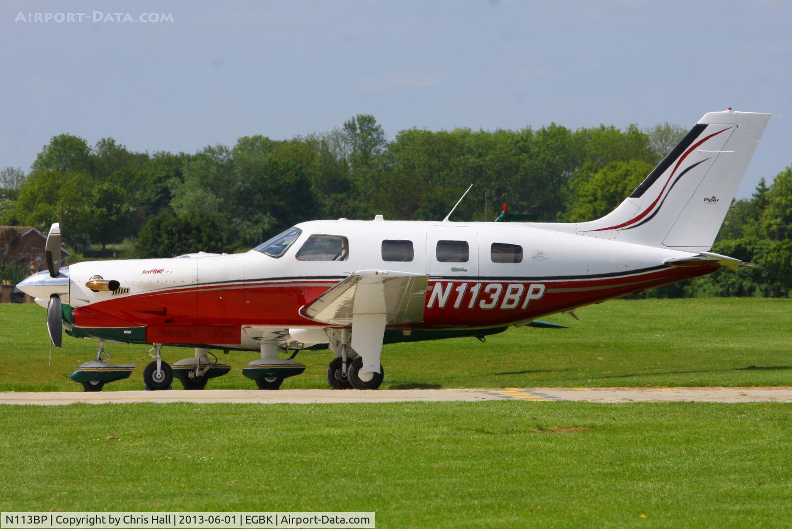 N113BP, 2004 Piper PA-46-350P Malibu Mirage C/N 4636363, at AeroExpo 2013