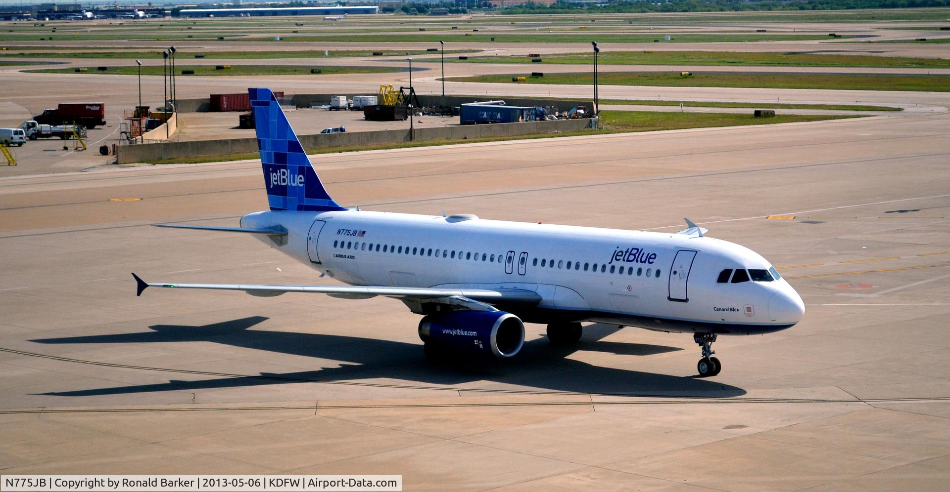 N775JB, 2009 Airbus A320-232 C/N 3800, Canard Bleu  Taxi DFW