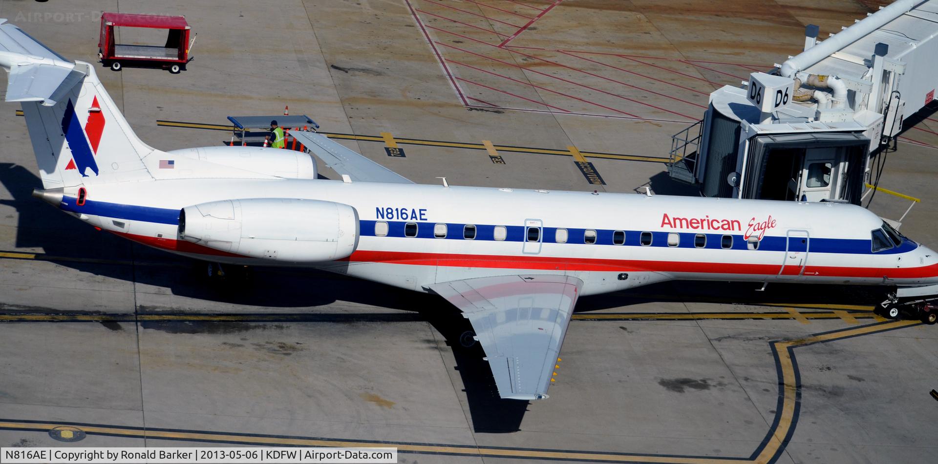N816AE, 2002 Embraer ERJ-140LR (EMB-135KL) C/N 145552, Gate D6 DFW TX