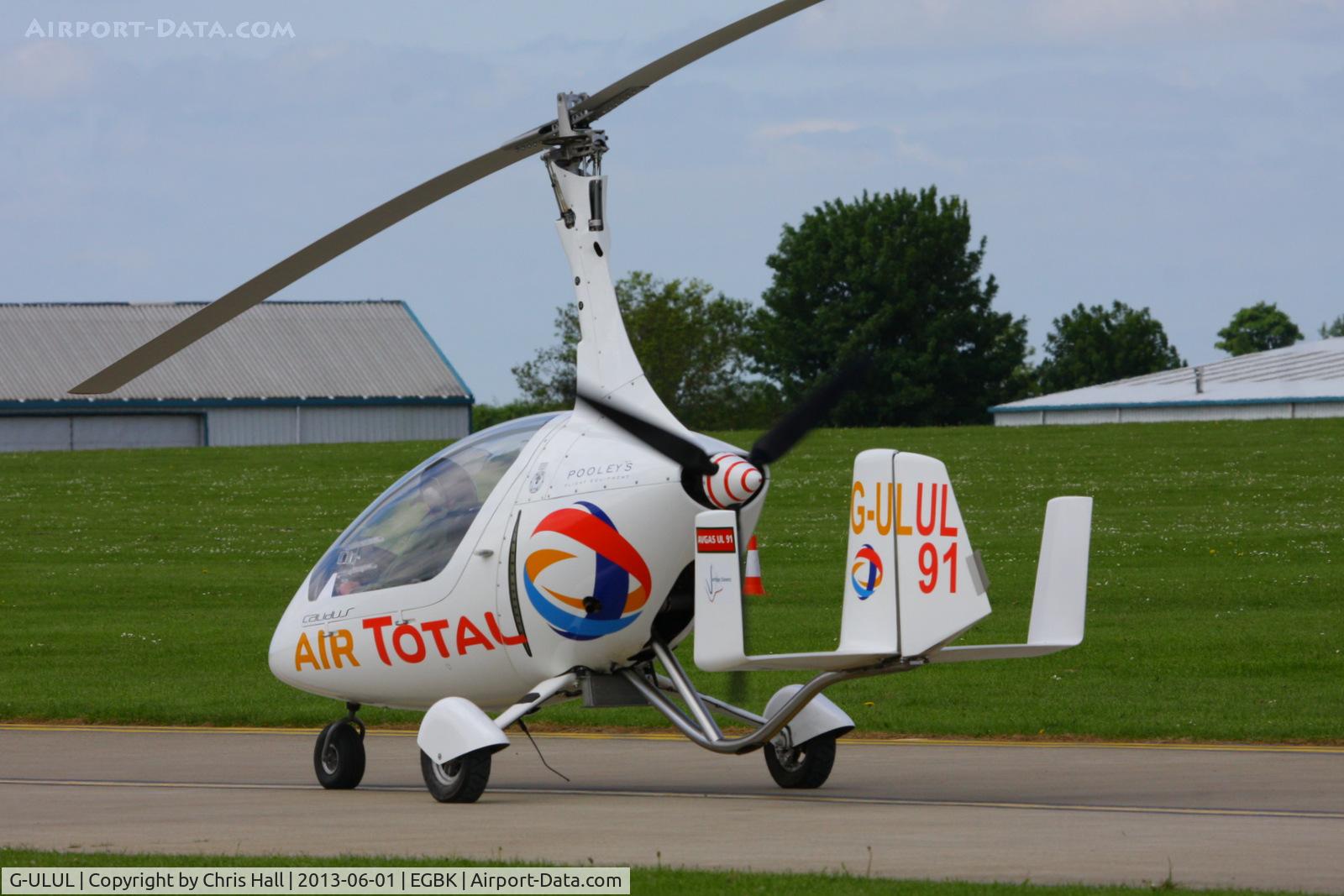 G-ULUL, 2010 RotorSport UK Calidus C/N RSUK/CALS/009, at AeroExpo 2013