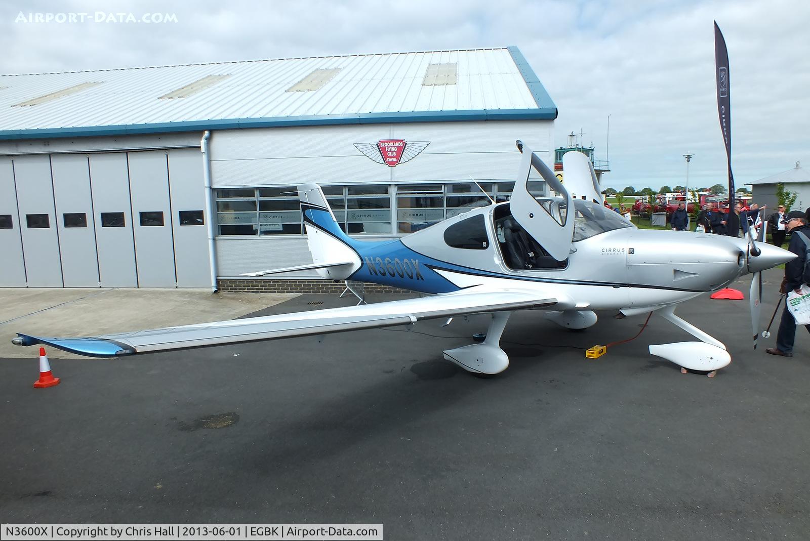 N3600X, 2013 Cirrus SR22T C/N 0491, at AeroExpo 2013
