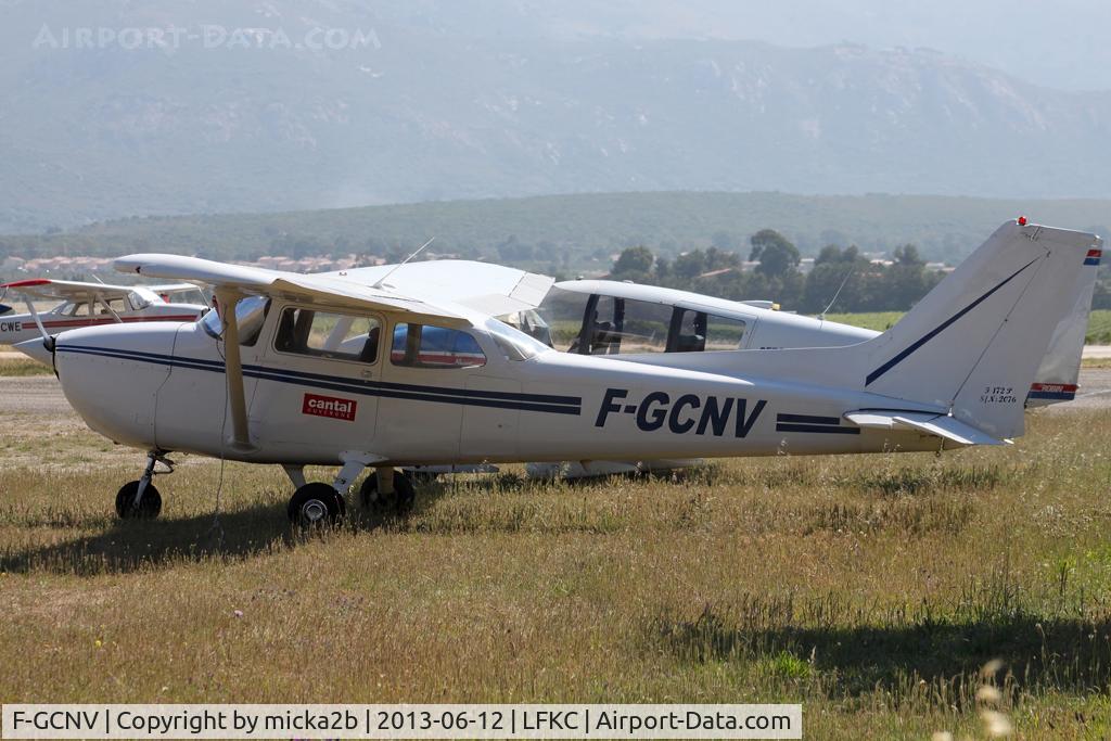 F-GCNV, Reims F172P Skyhawk C/N 2076, Parked