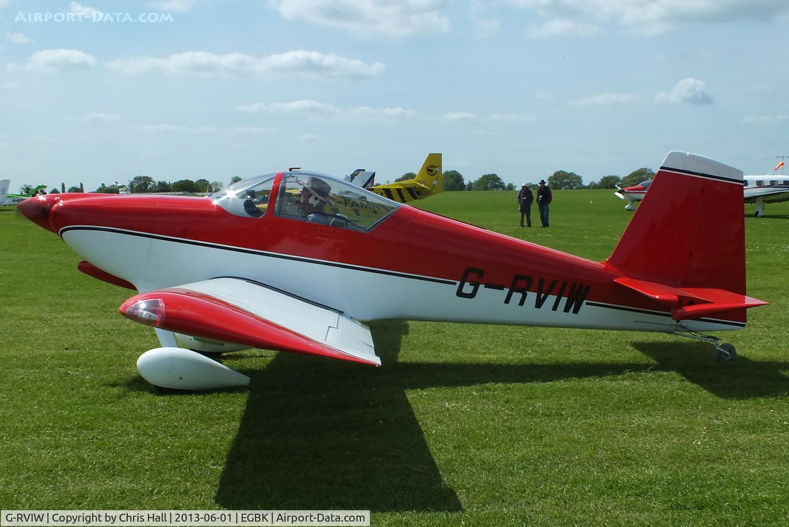 G-RVIW, 2010 Vans RV-9 C/N PFA 320-13924, at AeroExpo 2013