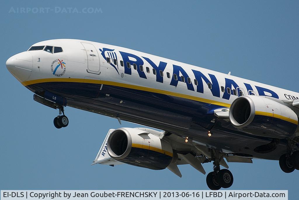 EI-DLS, 2006 Boeing 737-8AS C/N 33621, FR7188 from Rome Camp.