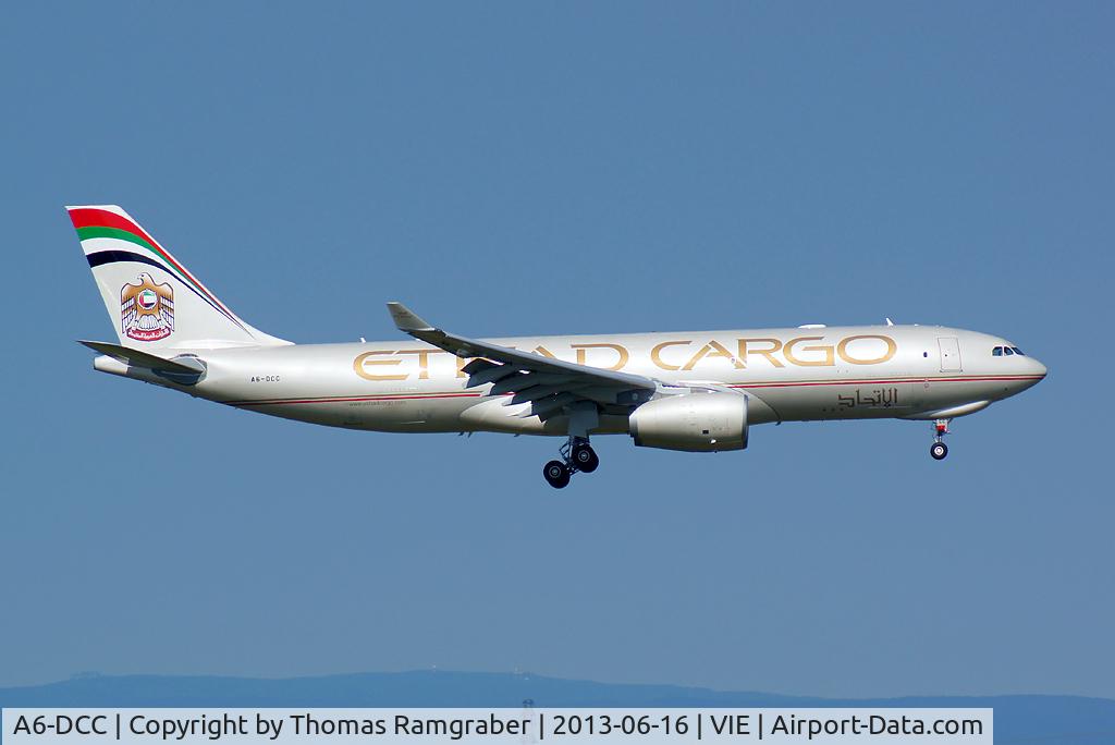 A6-DCC, 2013 Airbus A330-243F C/N 1414, Etihad Airways Airbus A330-200