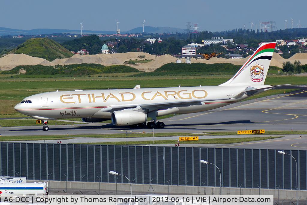 A6-DCC, 2013 Airbus A330-243F C/N 1414, Etihad Airways Airbus A330-200