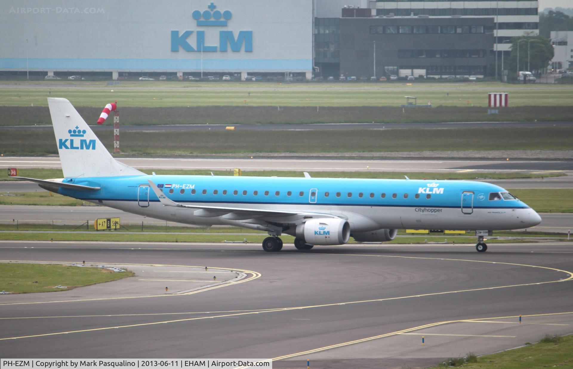PH-EZM, 2010 Embraer 190LR (ERJ-190-100LR) C/N 19000338, ERJ-190-100LR