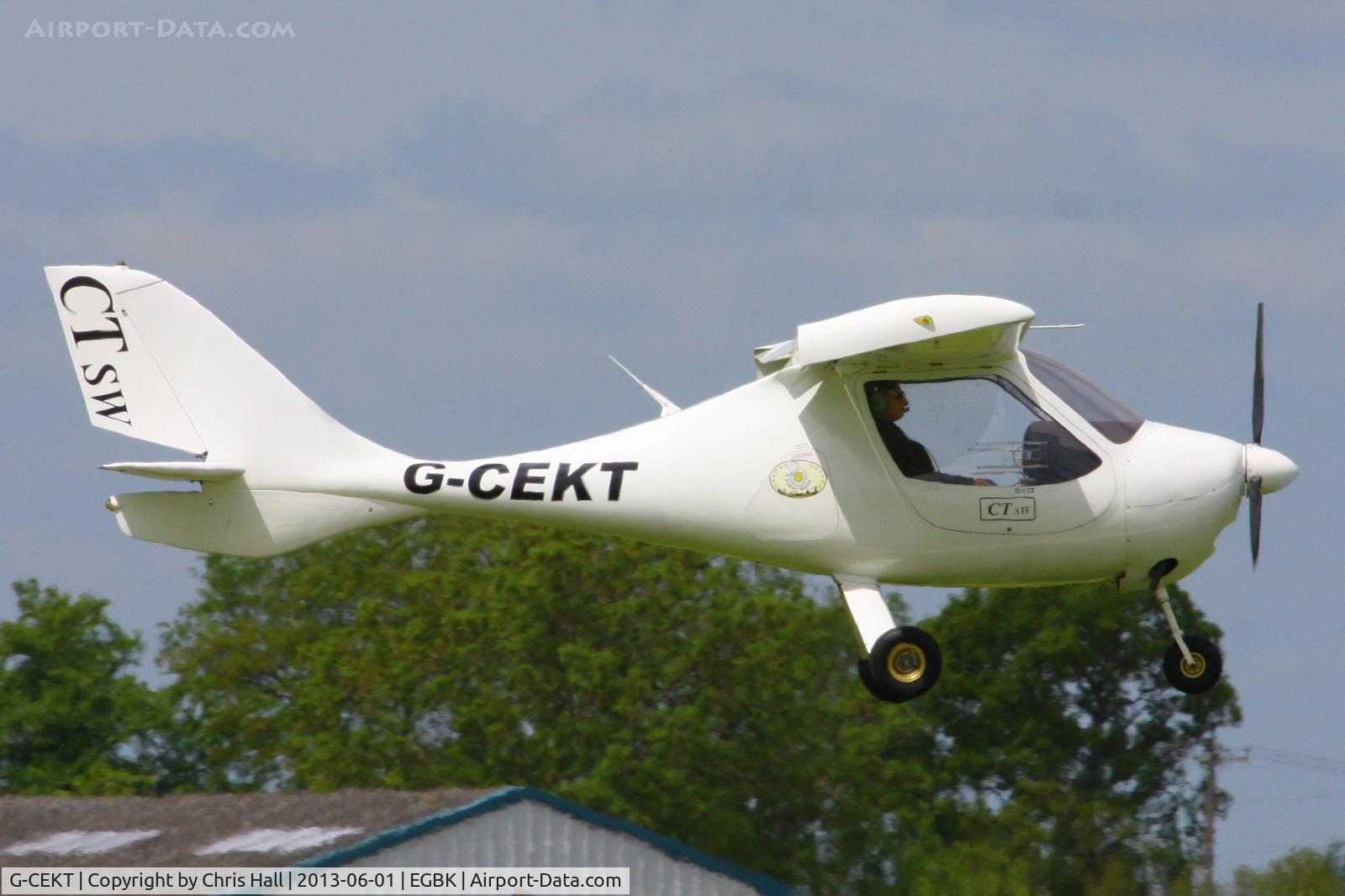 G-CEKT, 2007 Flight Design CTSW C/N 8272, at AeroExpo 2013