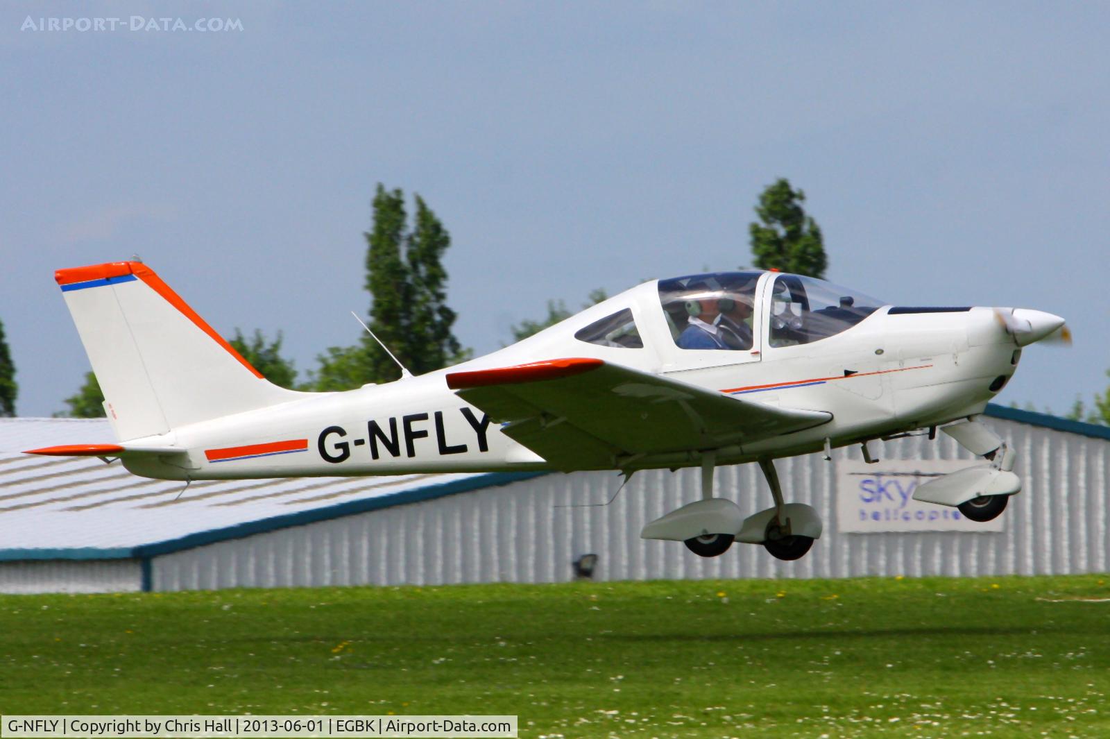 G-NFLY, 2007 Tecnam P-2002EA Sierra C/N PFA 333-14613, at AeroExpo 2013
