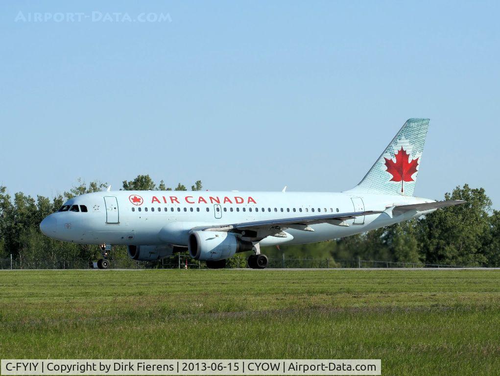C-FYIY, 1996 Airbus A319-114 C/N 634, Early morning takeoff.