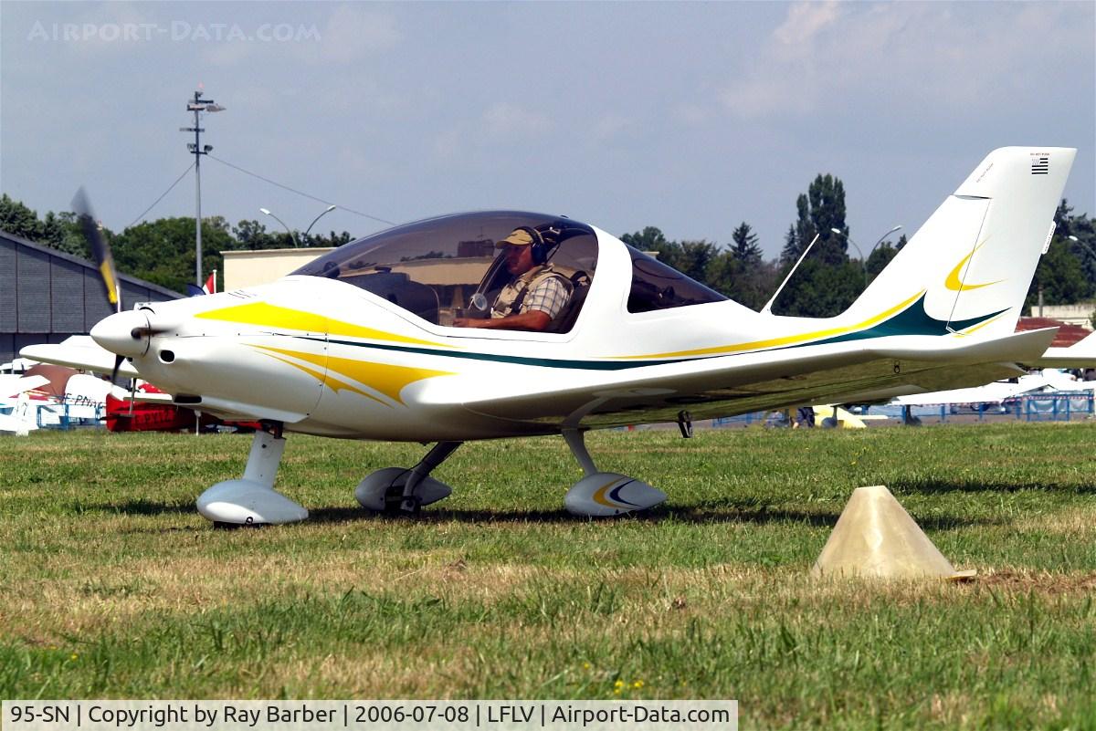 95-SN, TL Ultralight TL 2000 Sting C/N Not found 95-SN, TL Ultralight TL-2000 Sting [Unknown] Vichy~F 08/07/2006