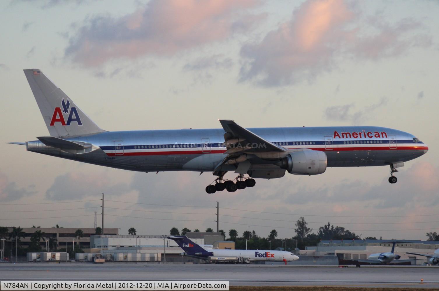 N784AN, 2000 Boeing 777-223 C/N 29588, American 777-200
