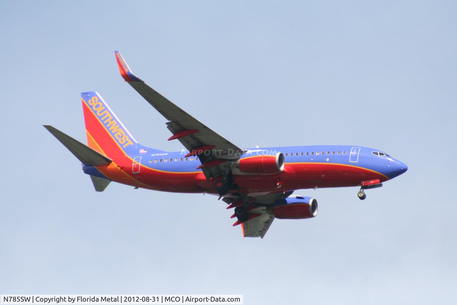 N785SW, 2000 Boeing 737-7H4 C/N 30602, Southwest 737