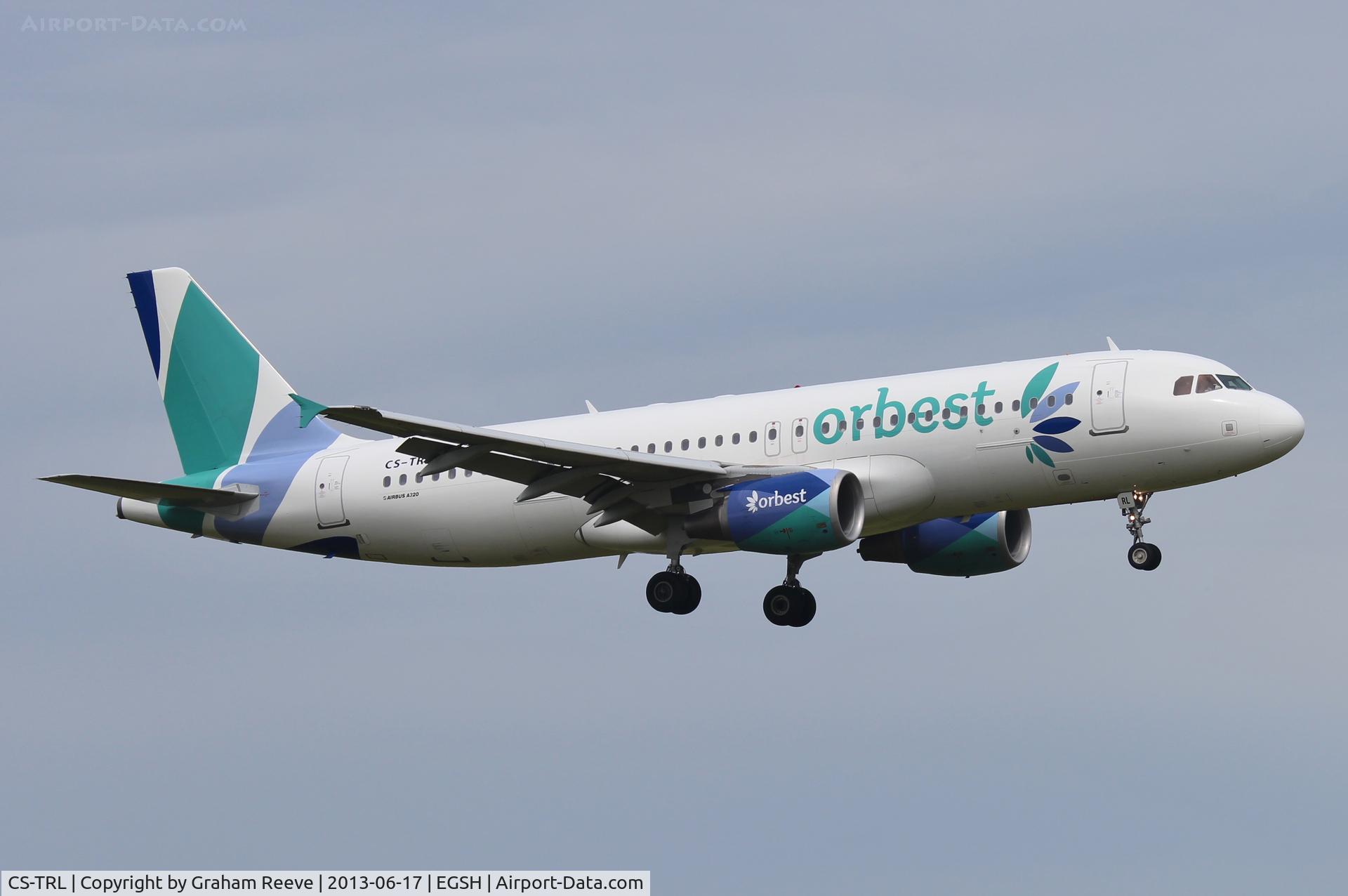 CS-TRL, 2008 Airbus A320-214 C/N 3758, About to touch down.
