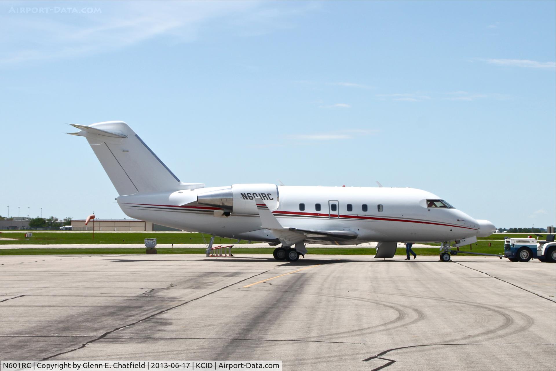 N601RC, 1986 Canadair Challenger 601 (CL-600-2A12) C/N 3055, Notice the test radar nose